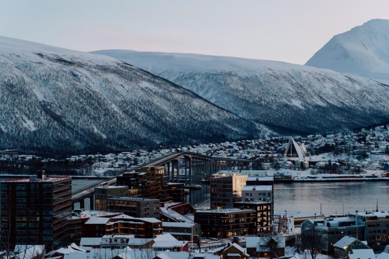Tromsø: sfeerimpressie van boven de poolcirkel